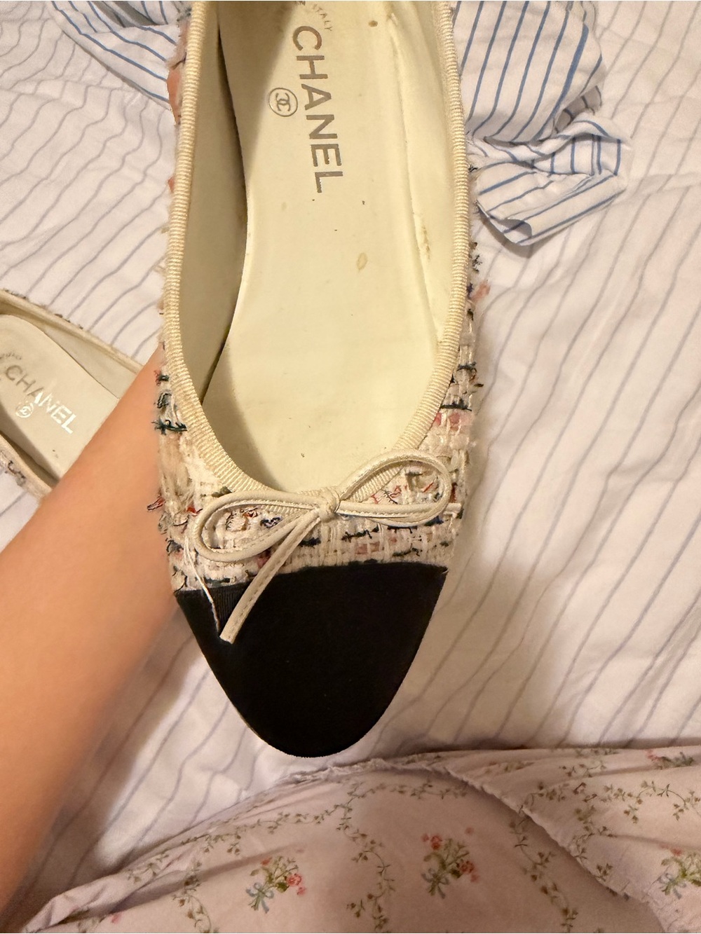 CHANEL Cream Multicolor Tweed Flats with Black Cap Toe - Picture 10 of 12